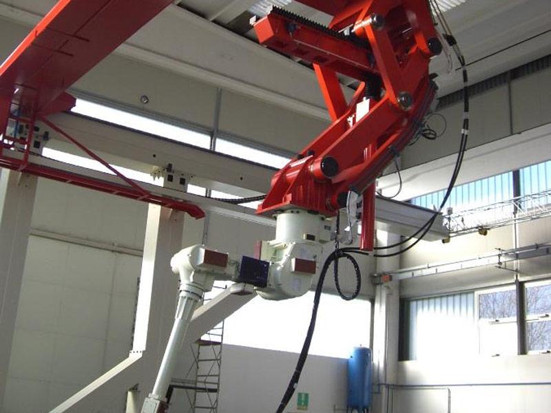 Robotic systems for painting and spraying Tiesse Robot