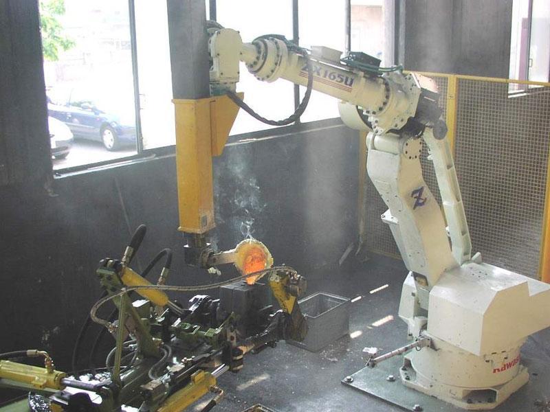 Robotized plants for foundry Tiesse Robot